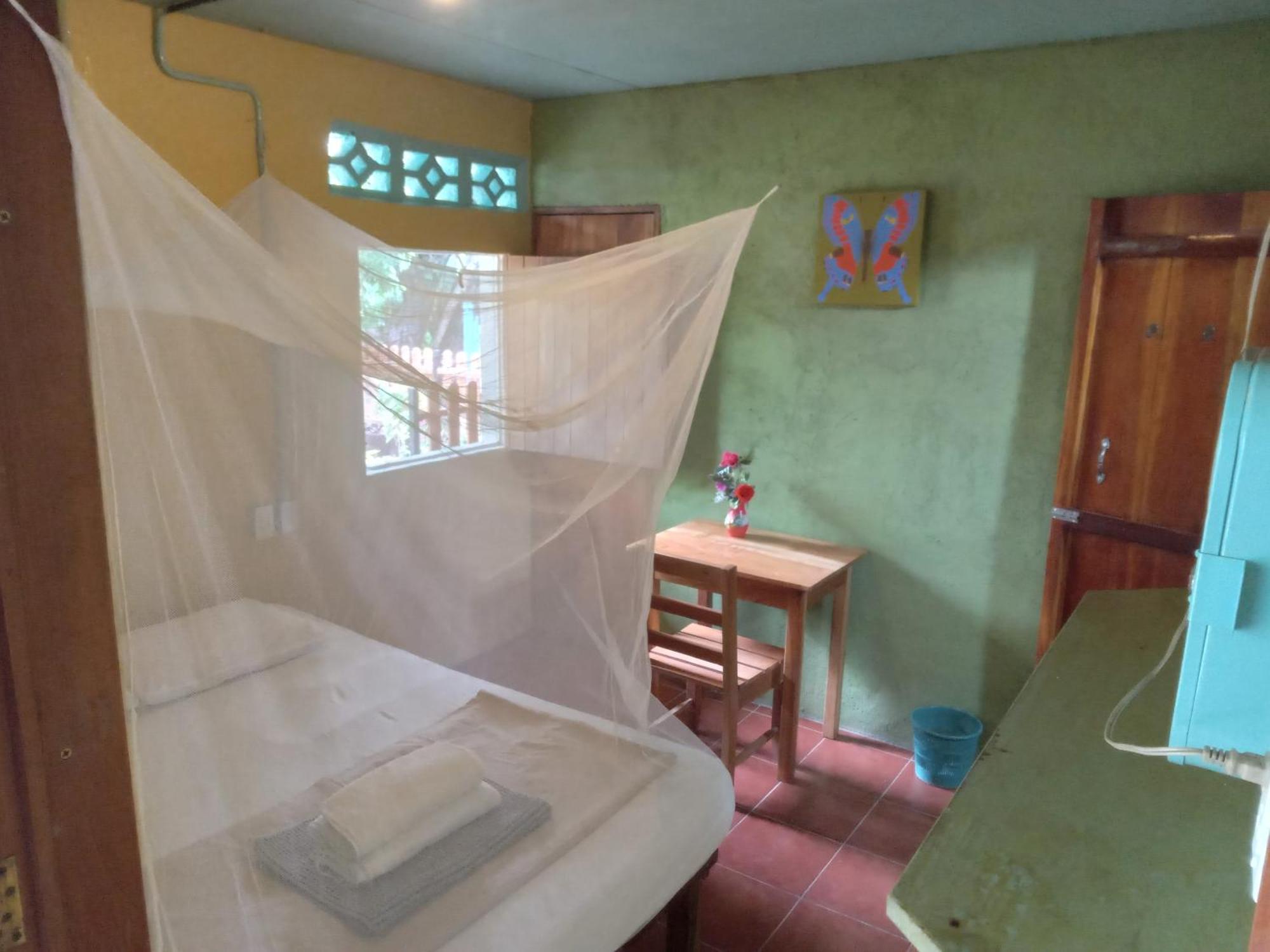 B&B, Family Run Homestay, Hospedaje La Penita Altagracia Exterior foto